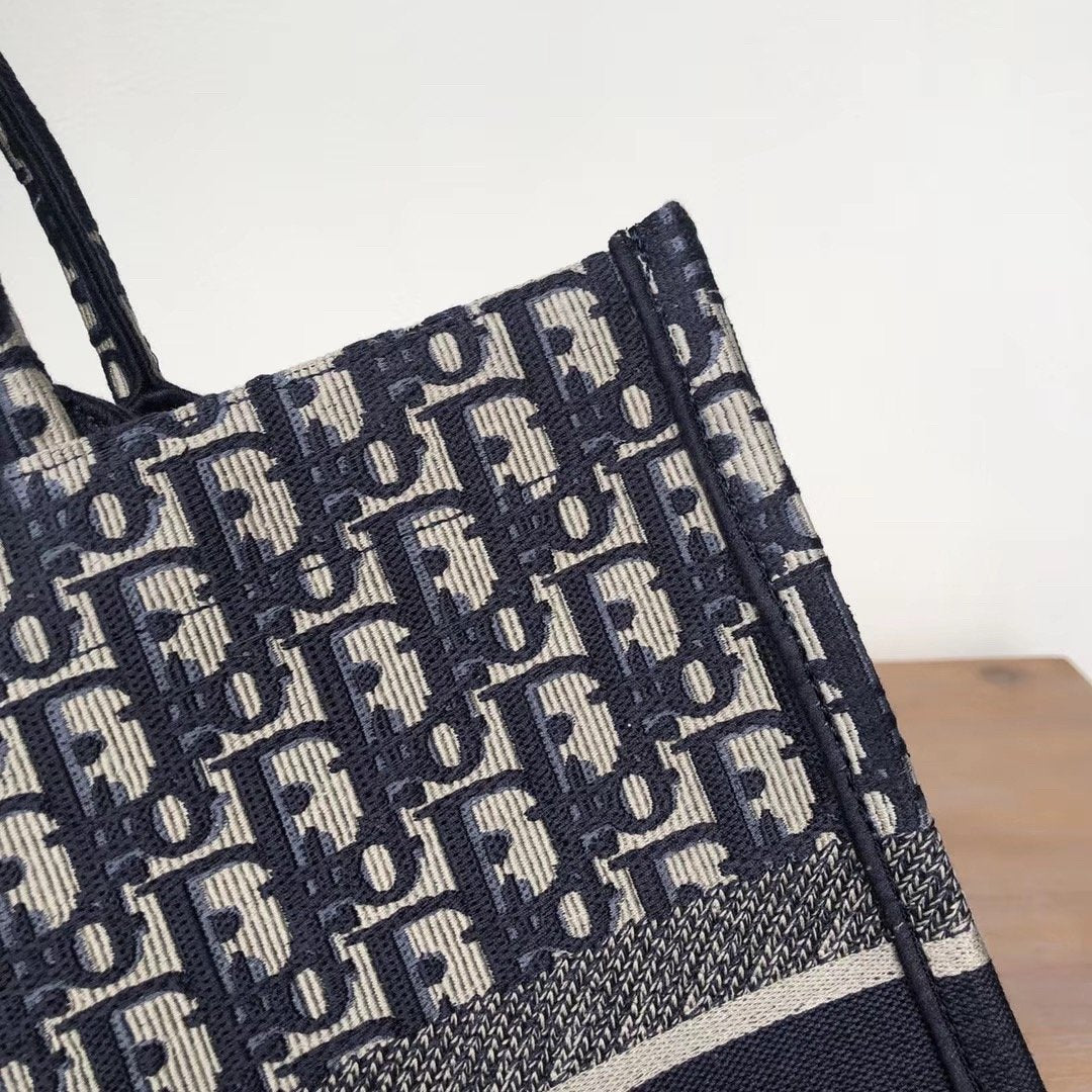 Monogram Large Tote Bag