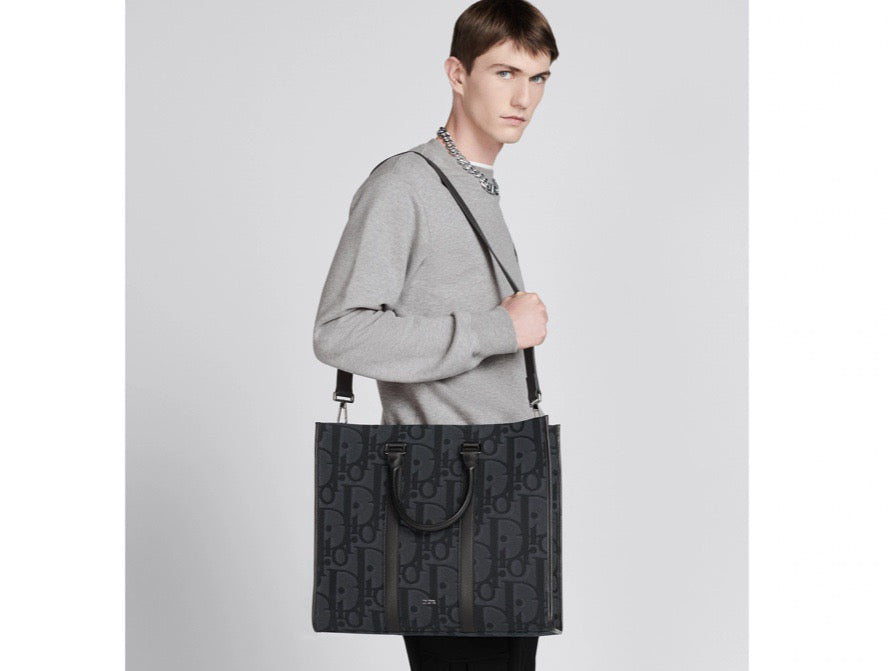 Handtasche in Schwarz und Grau
