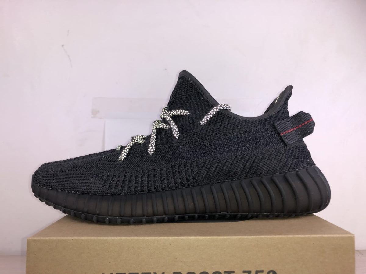Yeezy 350 V2 non-Reflective Black Sneakers