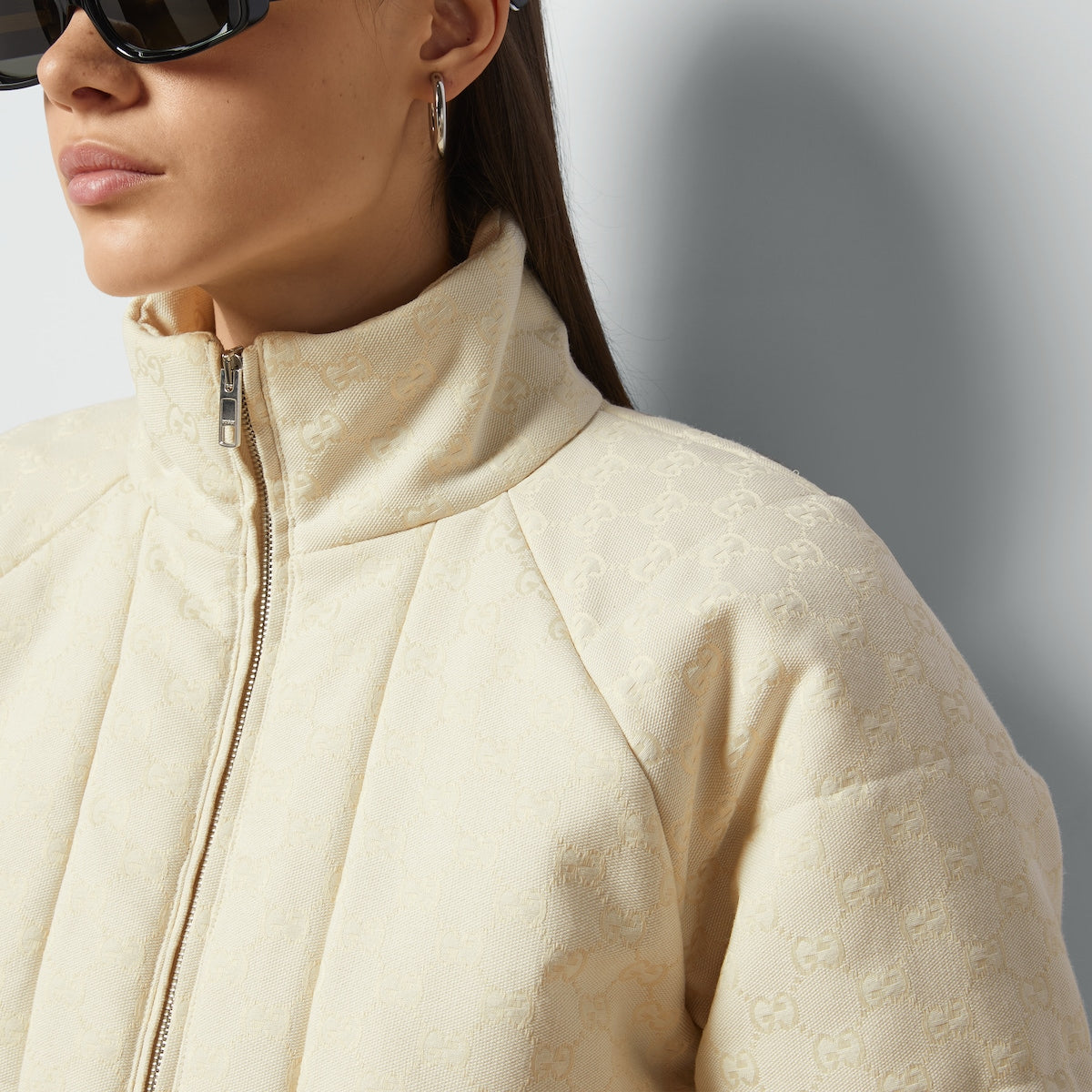 Canvas bomber jacket – looks from the Cruise 2024 Aprés Ski selection combine functionality with a stylish – LUX VERSE Luxury Designer Fashion Outlet