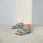 Flat sandal with Double G – lending a contemporary and sporty touch, these flat sandals with velcro straps offer – LUX VERSE Luxury Designer Fashion Outlet