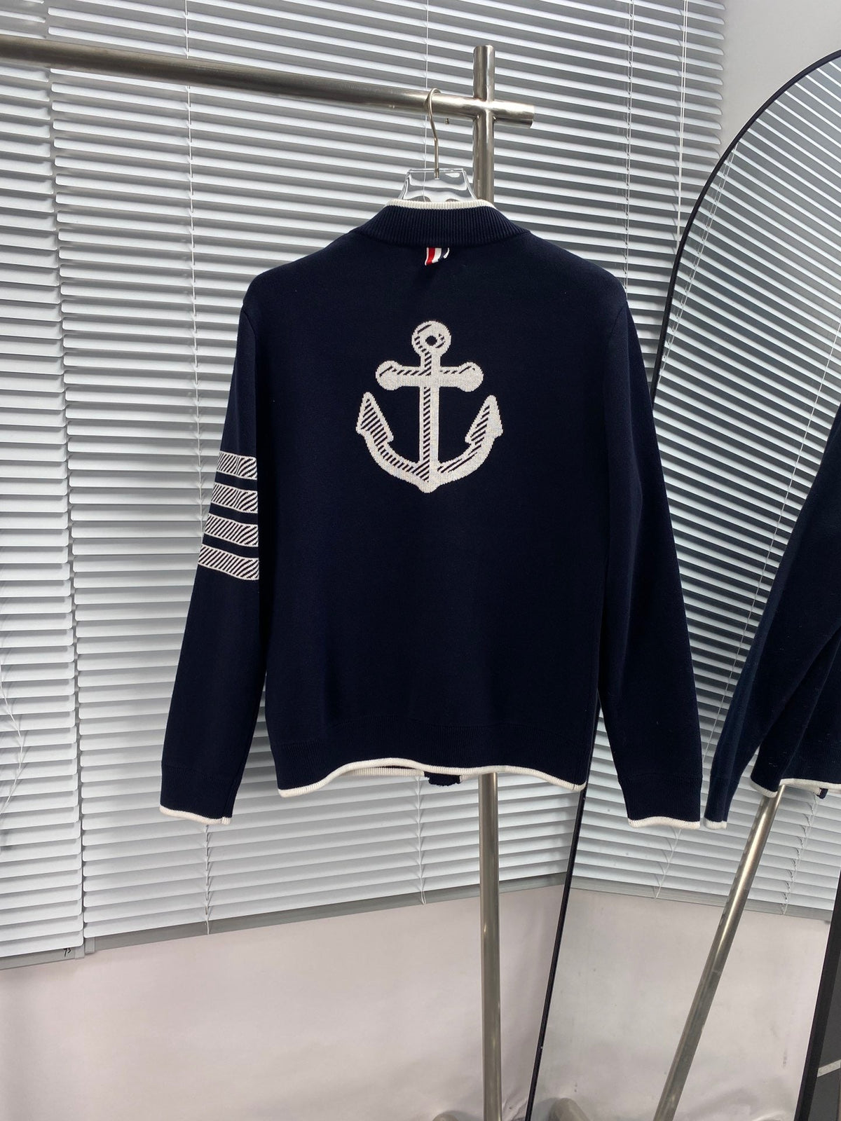 Marineblaue Strickjacke aus Wolle mit vier Streifen – Herren