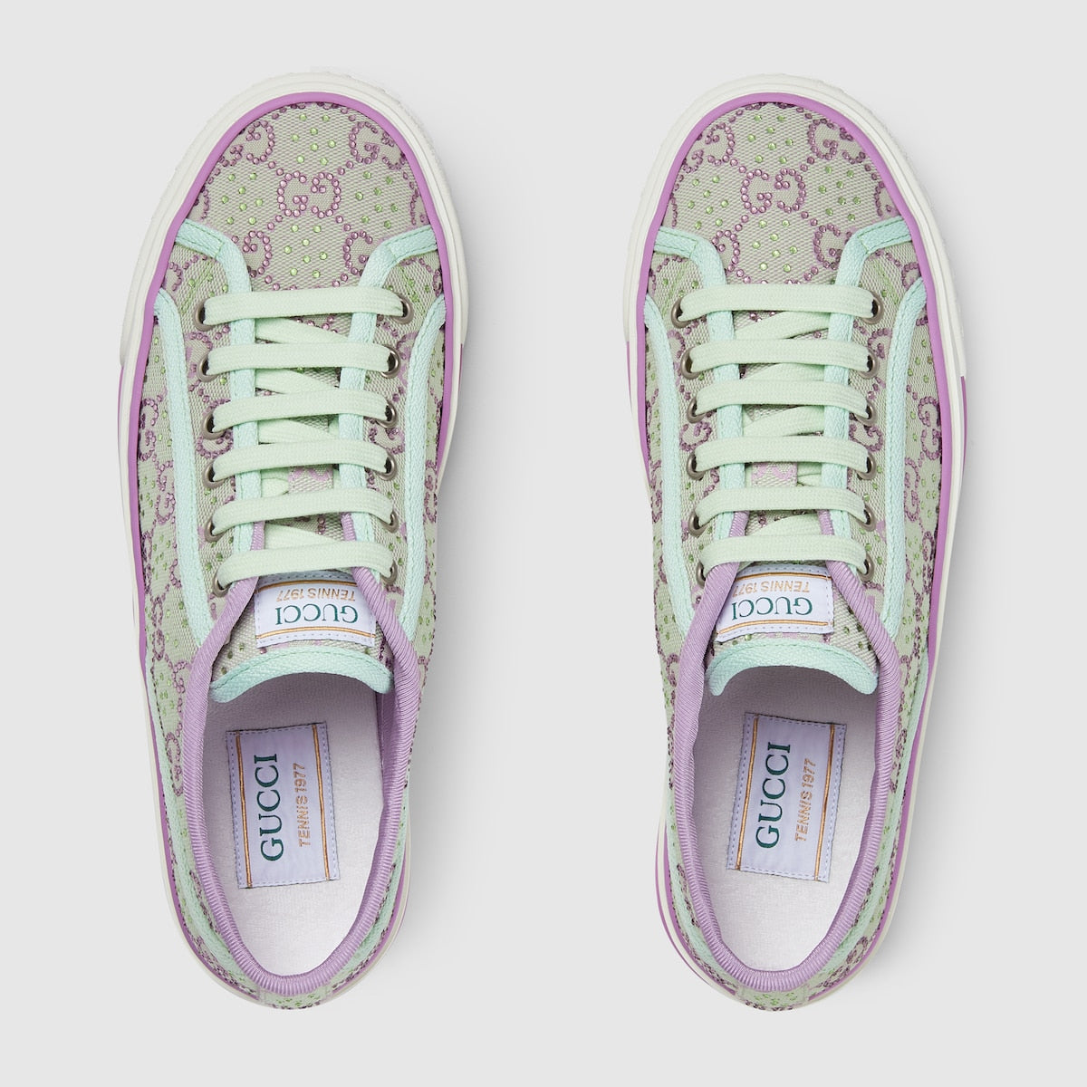 Tennis 1977 sneaker – this pair of Tennis 1977 is defined by the iconic green and red Web – LUX VERSE Luxury Designer Fashion Outlet