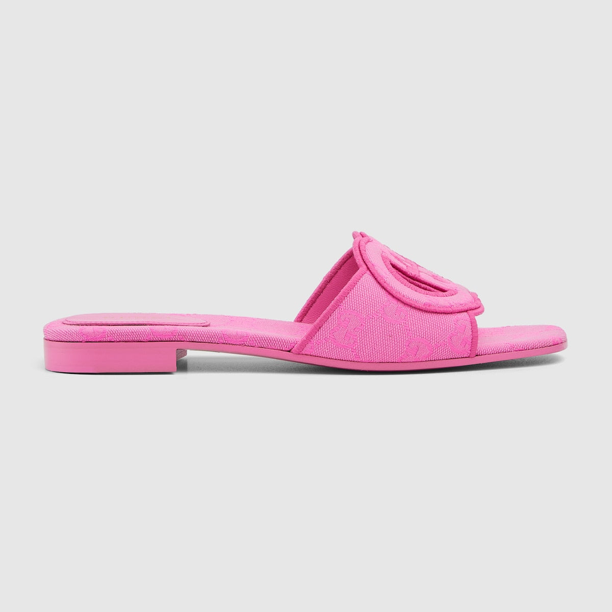 Women's Interlocking slide sandal – inspired by the summer spirit and beach clubs on the Italian coast, this item is – LUX VERSE Luxury Designer Fashion Outlet