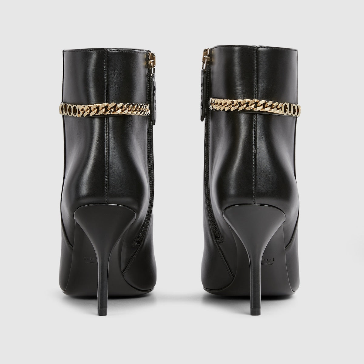Women's Signoria ankle boot – with its shiny leather, pointed toe and eye-catching chain, this style elevates – LUX VERSE Luxury Designer Fashion Outlet