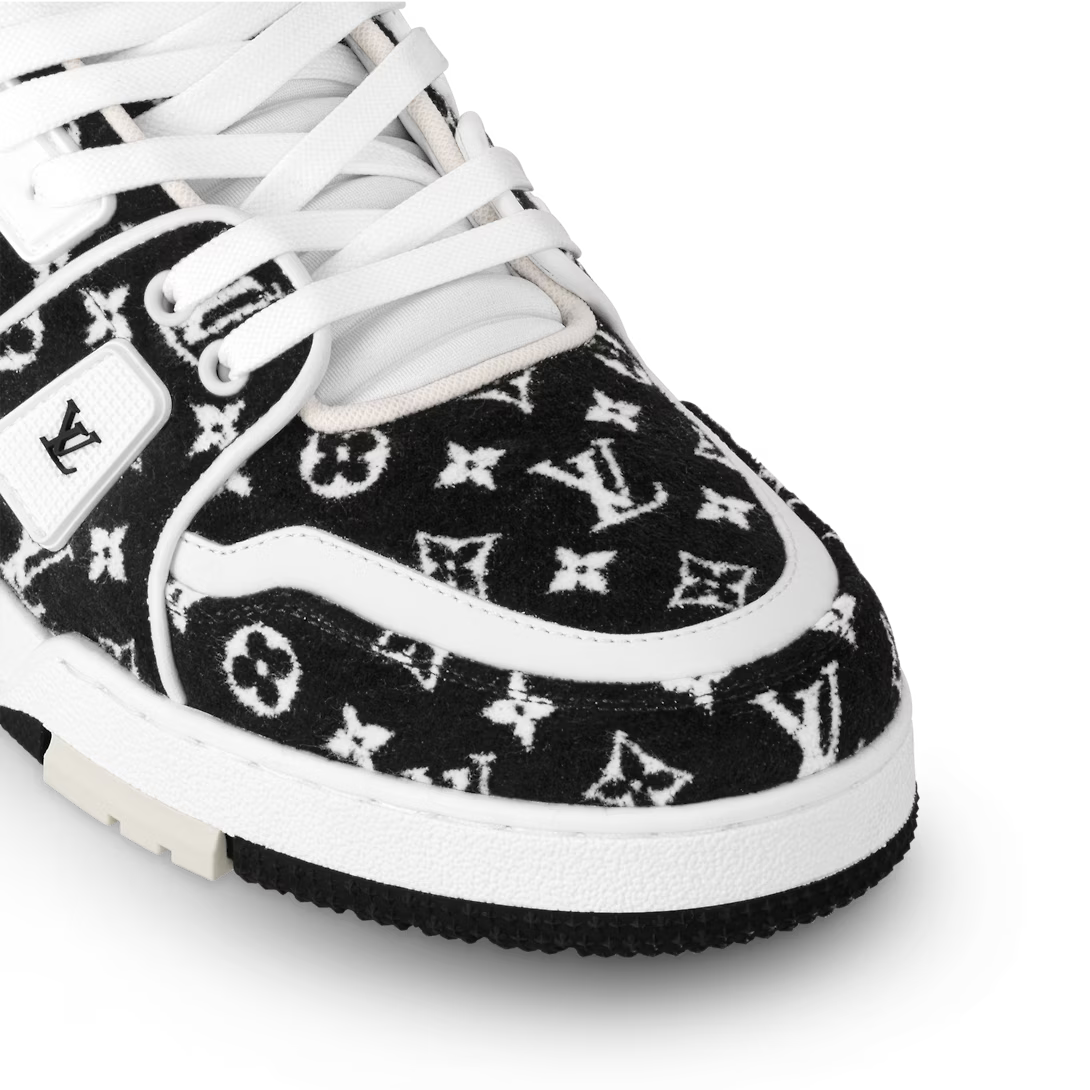 Trainer Iconic Style Sneaker – this cult sneaker is notable for its elaborately constructed upper, which takes – LUX VERSE Luxury Designer Fashion Outlet