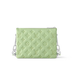 Coussin BB Lambskin Green – the Plexiglas links, in the same color as the bag, alternate with gold-color – LUX VERSE Luxury Designer Fashion Outlet
