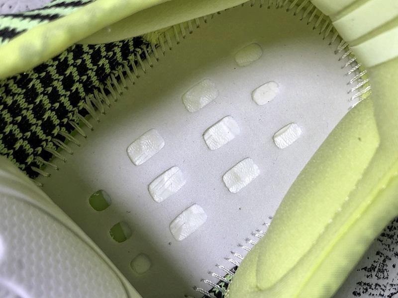 Yeezy Boost 350 V2 Yeezreel Green Turnschuhe