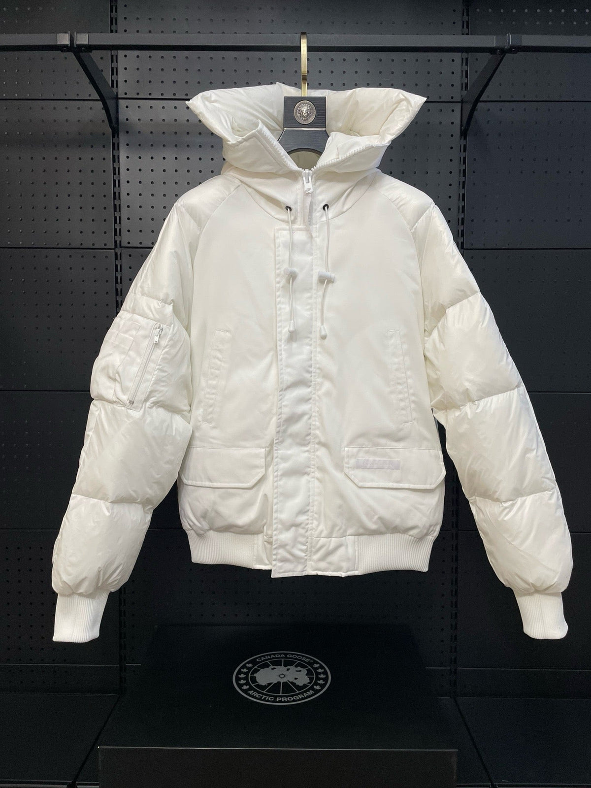 Schwarz-weiße Steppjacke für Herren
