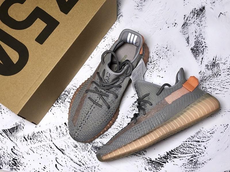 Yeezy Boost 350 V2 Clay Sneakers