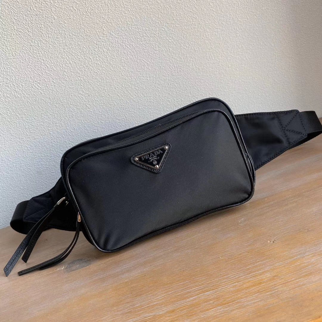 placa met lica Belt Bag