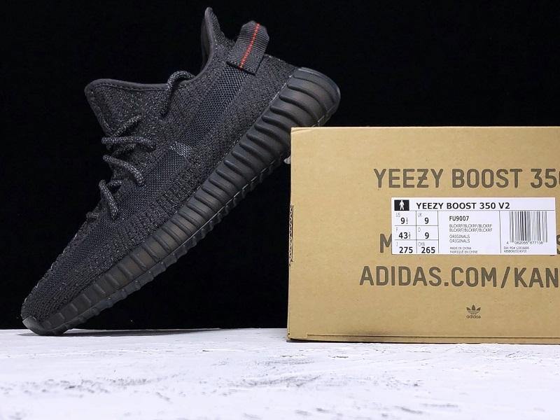 Yeezy 350 V2 Reflective Black Turnschuhe