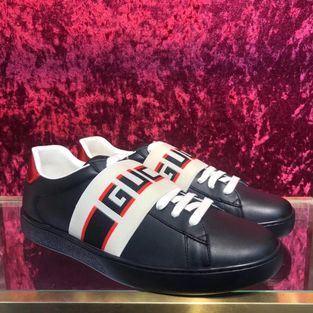 Ace Black Stripe Sneakers - Men's