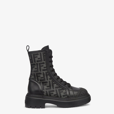 Domino Black Leather