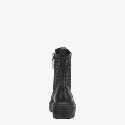Domino Black Leather