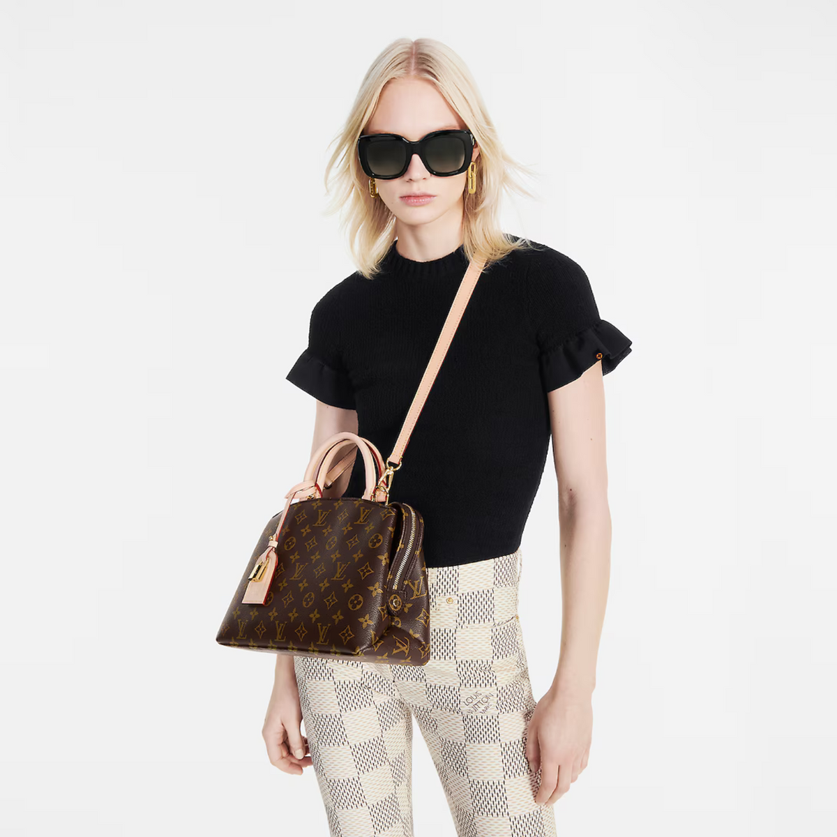 Petit Palais – the timelessly feminine Petit Palais tote bag is made from Monogram canvas, trimmed – LUX VERSE Luxury Designer Fashion Outlet