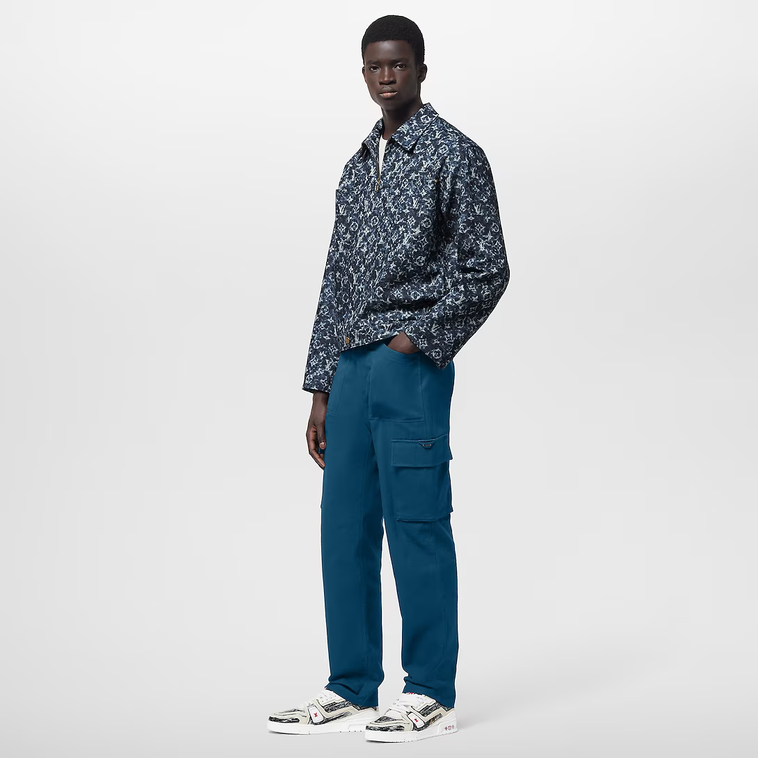 Trainer Classic Sneaker – designed by Artistic Director Virgil Abloh, this iconic style was inspired – LUX VERSE Luxury Designer Fashion Outlet