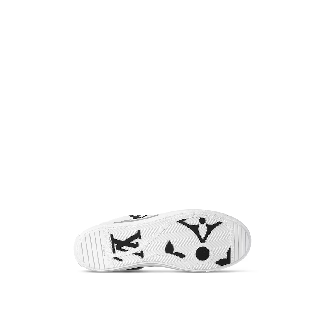 Charlie Classic sneaker – the tongue features the upcycling logo – LUX VERSE Luxury Designer Fashion Outlet