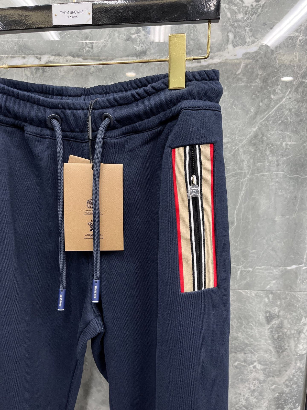 Jogginghose für Herren aus gestreifter Baumwolle in Marineblau