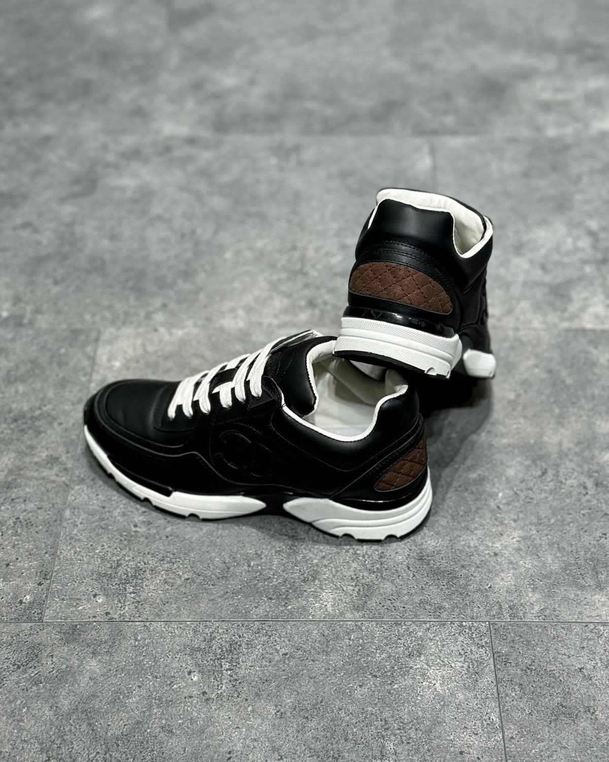 White Mesh Colourblock Chunky - Women's