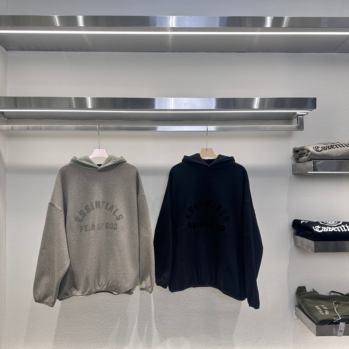 Pflanzenasche Schwarzer Kapuzenpullover – Herren