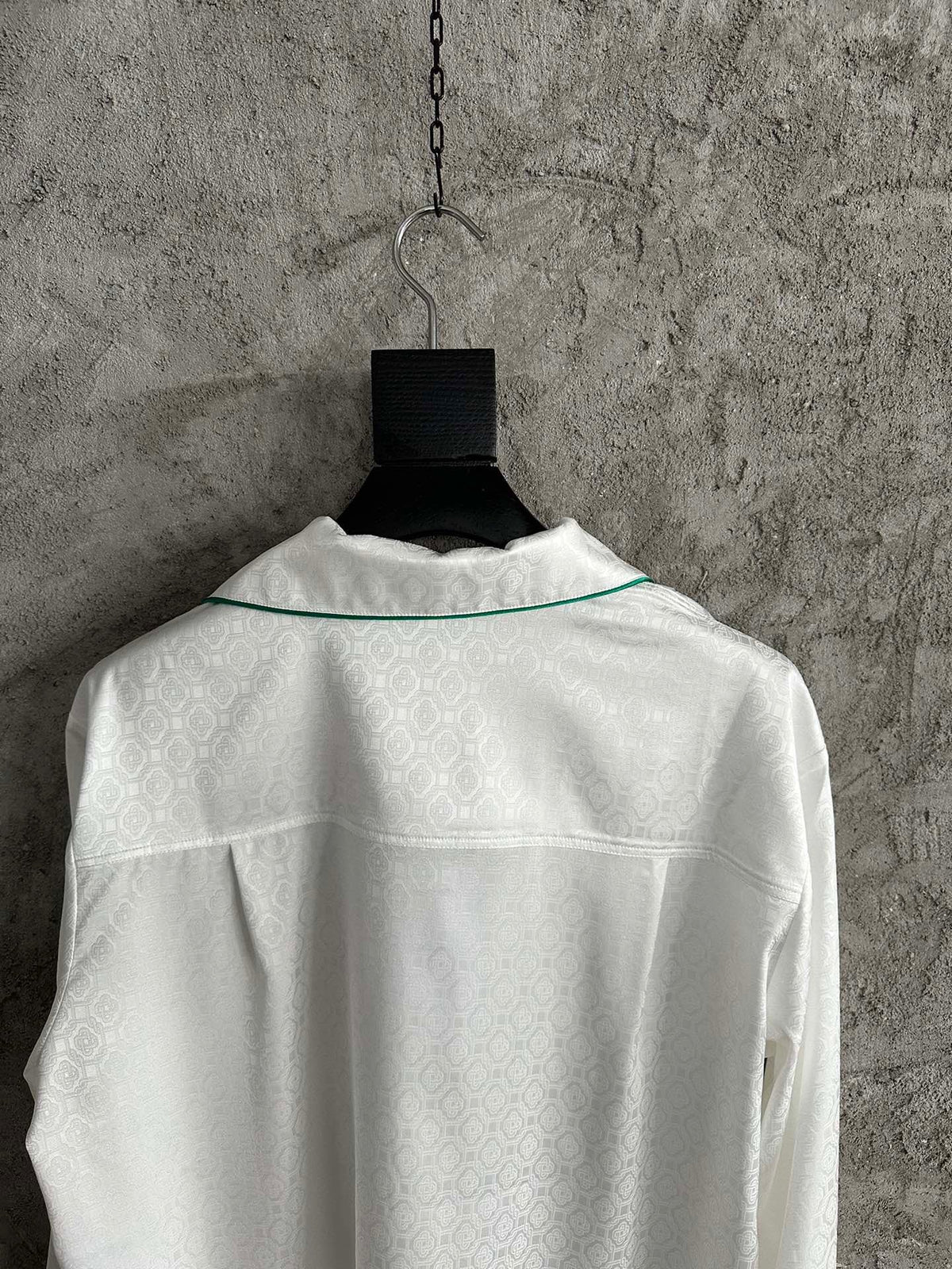 Weißes Seiden-Langarmshirt mit Paspelierung – Herren