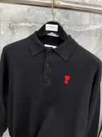 Cremefarbener Langarmstrickpullover mit Herz-Logo – Herren