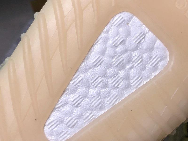 Yeezy Boost 350 V2 Frozen Yellow Turnschuhe