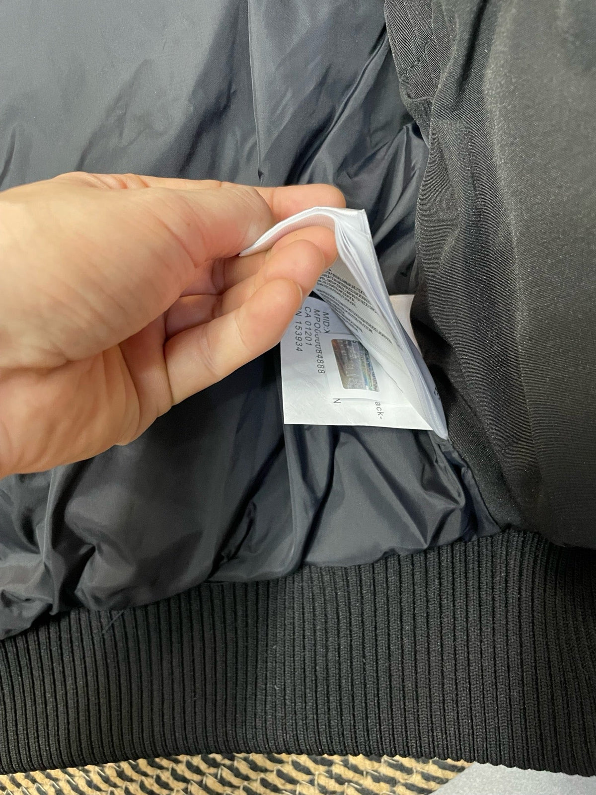 Schwarz-weiße Steppjacke für Herren