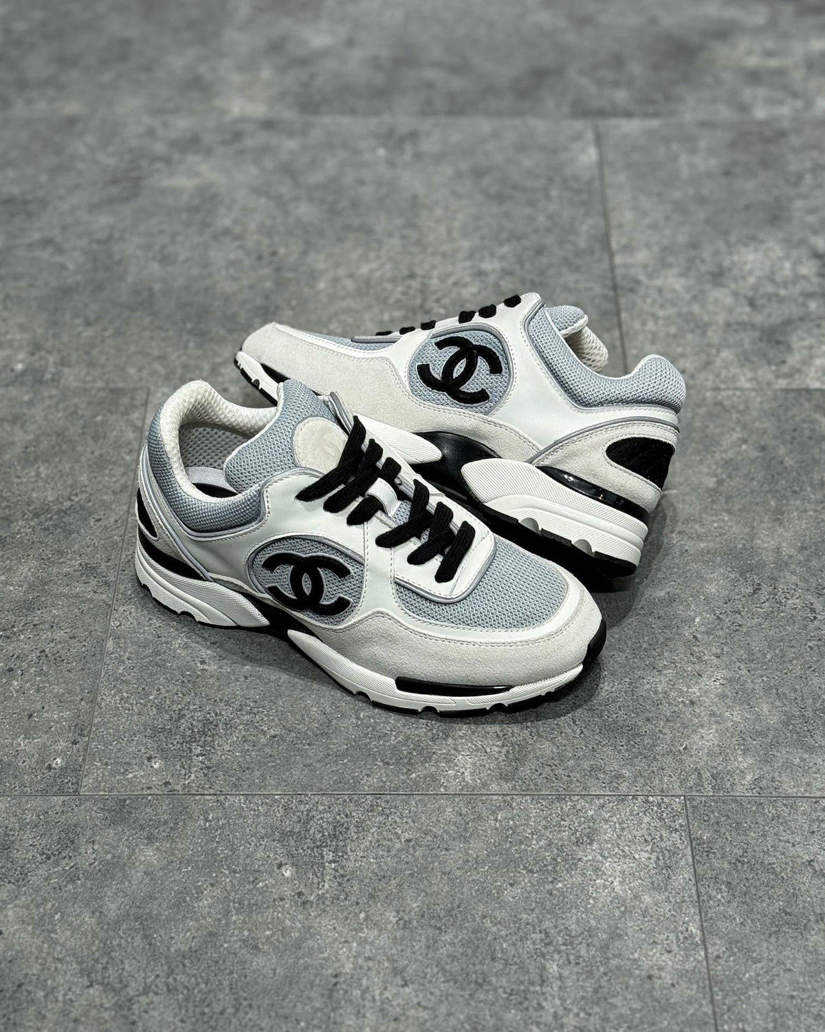 White Mesh Colourblock Chunky - Women's