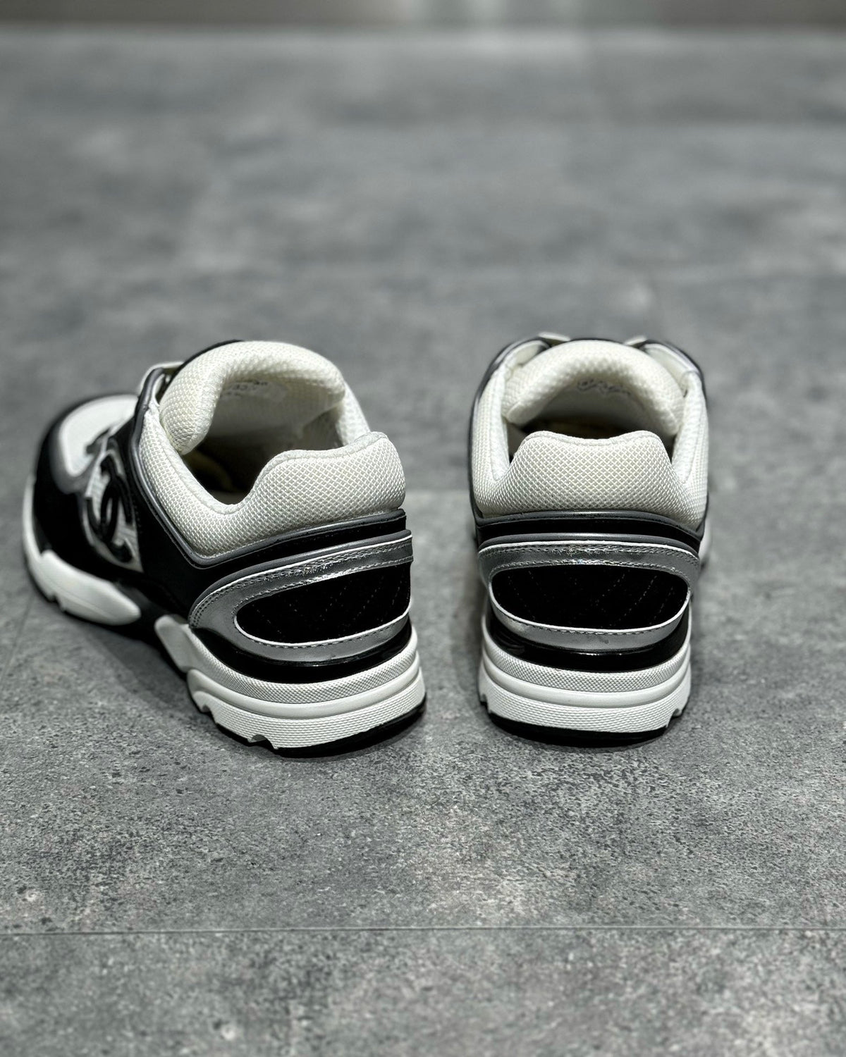 White Mesh Colourblock Chunky - Women's
