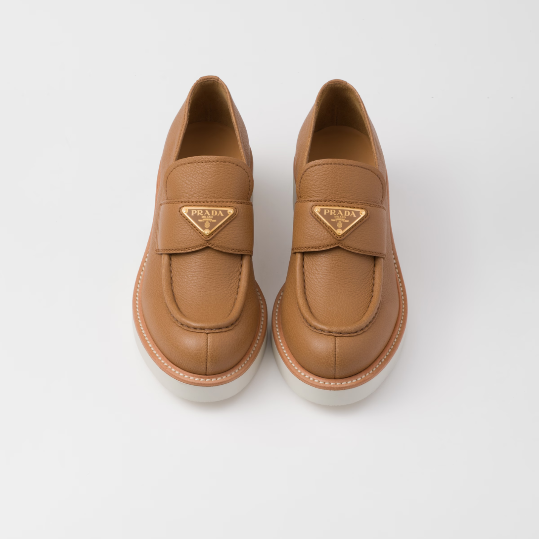Leather loafers – an original mix of elegance and informal elements creates a refined, hybrid style – LUX VERSE Luxury Designer Fashion Outlet