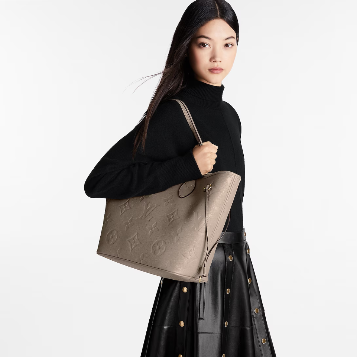 Neverfull MM Tourterelle Gray – its generous dimensions make this bag ideal for everyday use while the long shoulder – LUX VERSE Luxury Designer Fashion Outlet