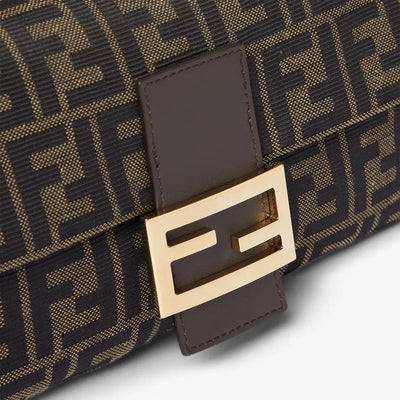 Baguette - Luxury Designer Outlet