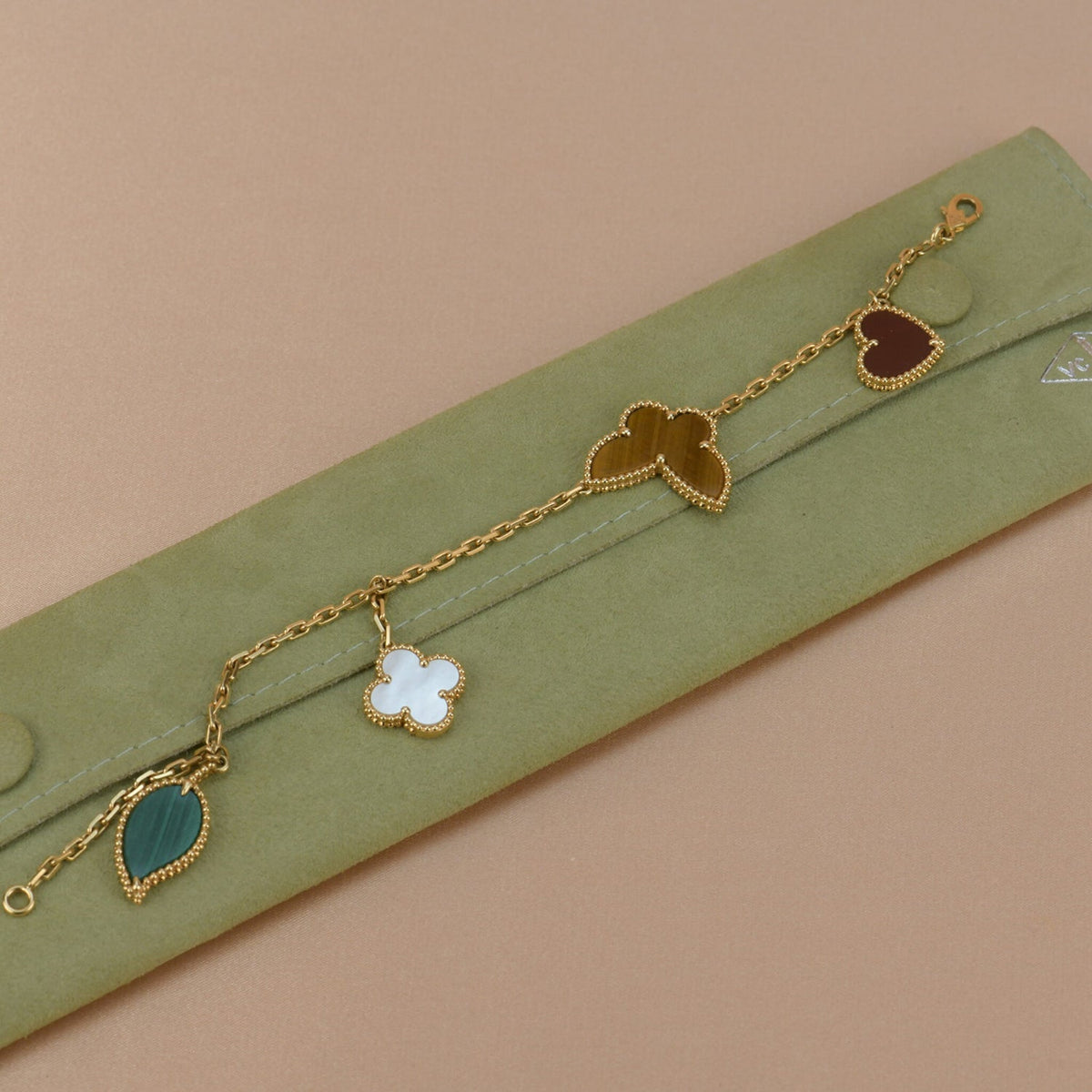 Heart Butterfly Clover 4 Motifs Bracelet – LUX VERSE Luxury Designer Fashion Outlet