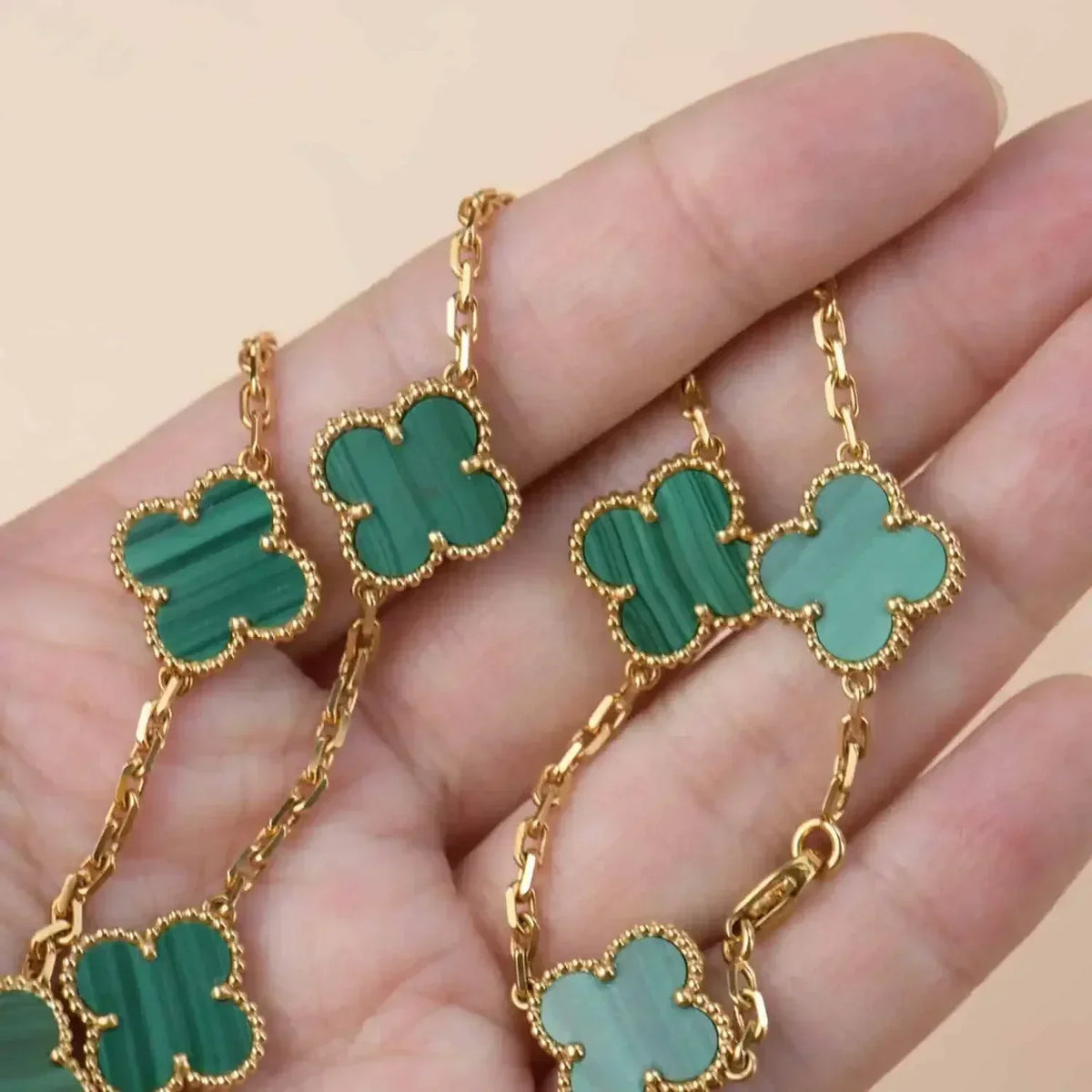 Clover Vintage Malachite Necklace 10 Motifs – LUX VERSE Luxury Designer Fashion Outlet