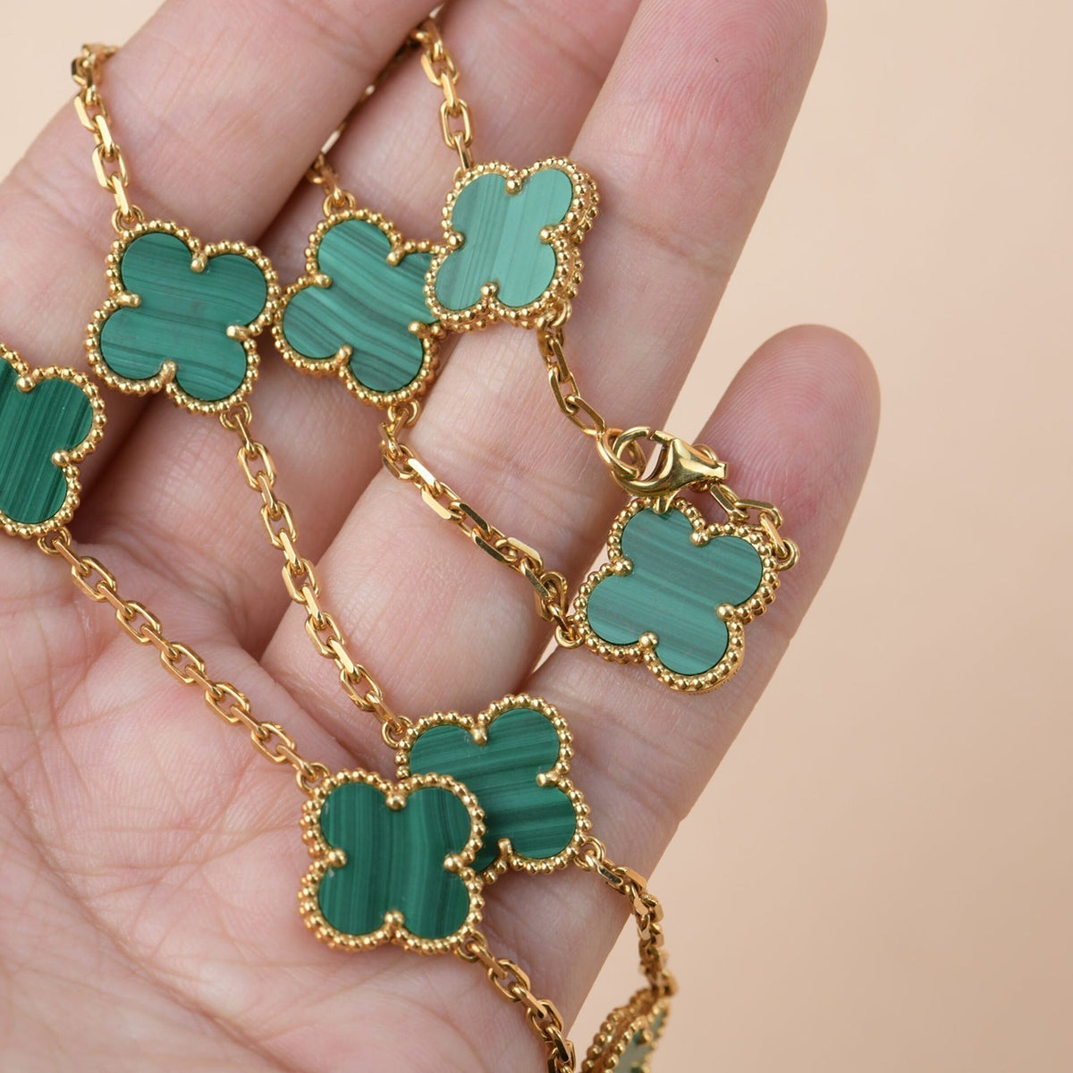 Clover Vintage Malachite Necklace 10 Motifs – LUX VERSE Luxury Designer Fashion Outlet