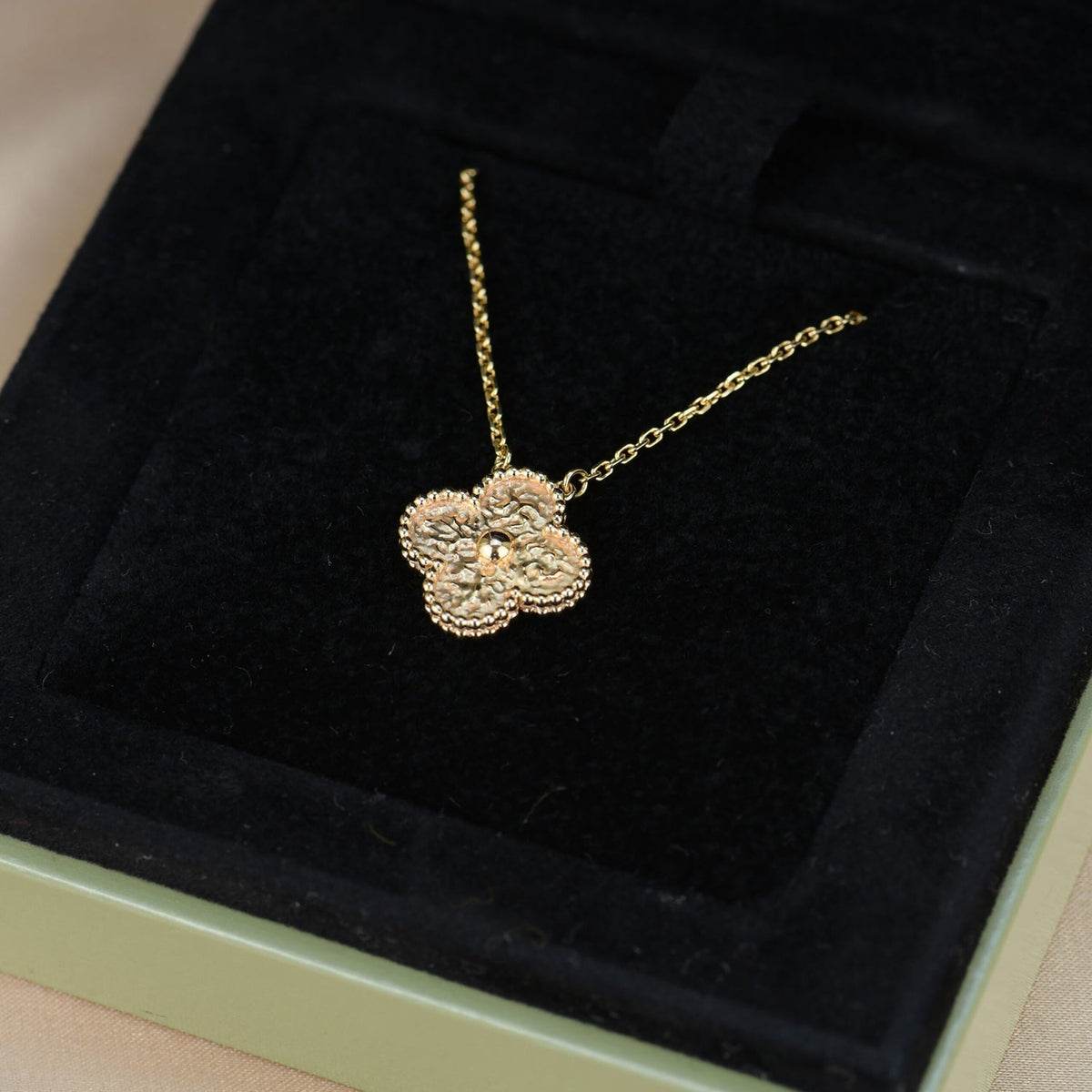 Clover 15mm  Bronzing Necklace – LUX VERSE Luxury Designer Fashion Outlet