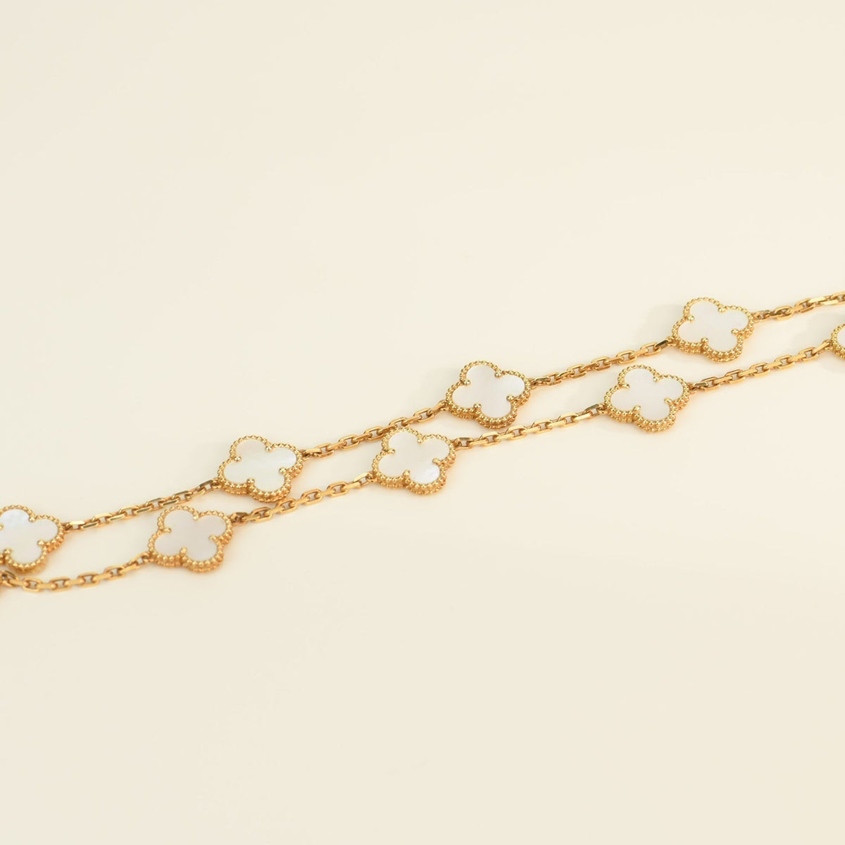 Clover Vintage White Mop Necklace 10 Motifs – LUX VERSE Luxury Designer Fashion Outlet