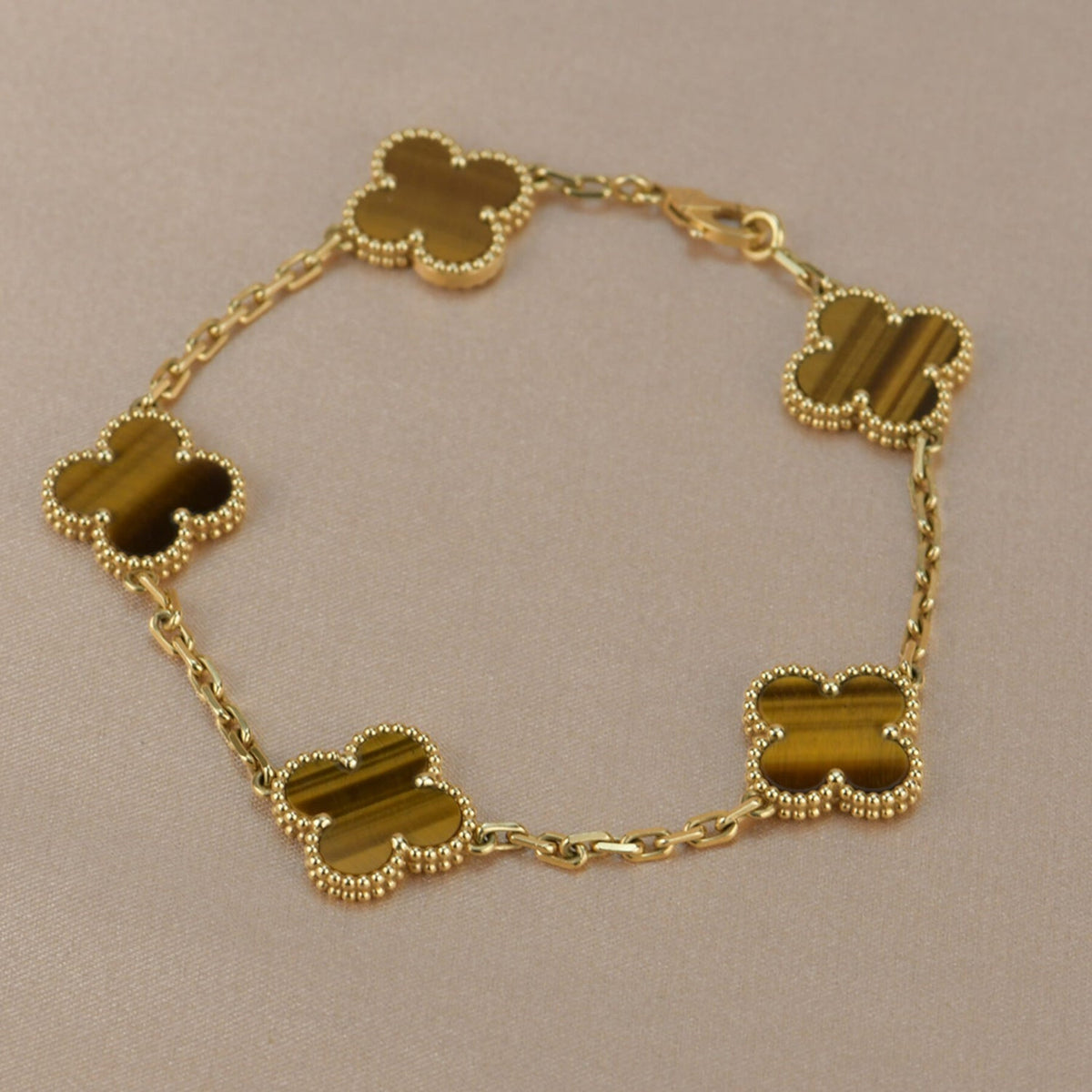 Clover  5 Motifs Tiger Eye Bracelet – LUX VERSE Luxury Designer Fashion Outlet