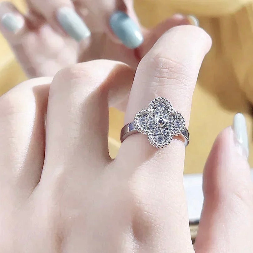 Clover Diamond Ring – LUX VERSE Luxury Designer Fashion Outlet