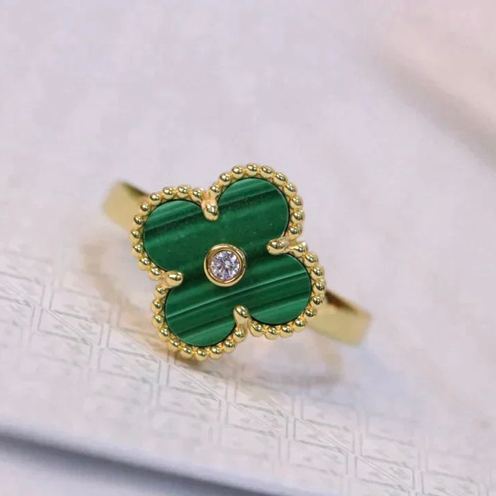 Clover Malachite Ring Gold Diamond – LUX VERSE Luxury Designer Fashion Outlet