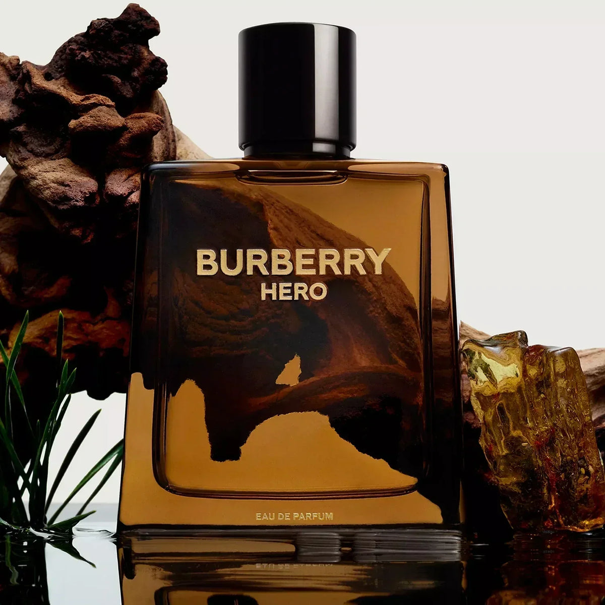 Burberry Hero 3.3 oz EDP for men – the vibrant opening of pine needle blends with benzoin and incense, creating an – LUX VERSE Luxury Designer Fashion Outlet