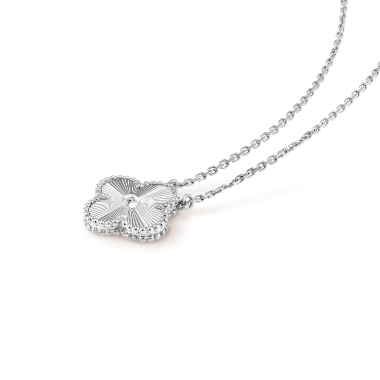 Clover 15mm Laser Necklace Silver – LUX VERSE Luxury Designer Fashion Outlet
