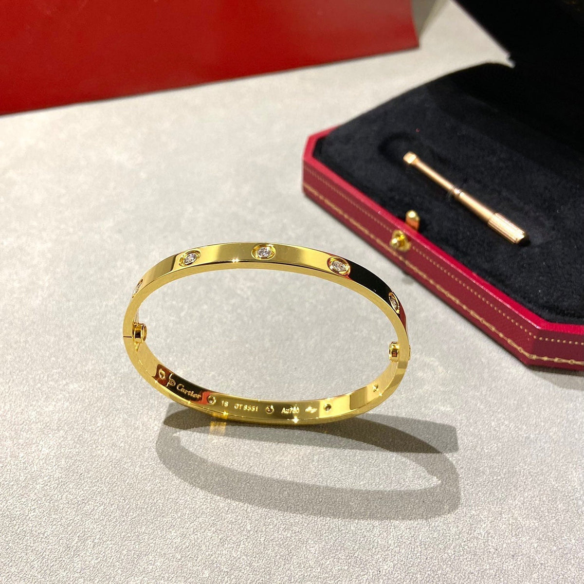 Love Bracelet 6.1mm 10 Diamonds – LUX VERSE Luxury Designer Fashion Outlet