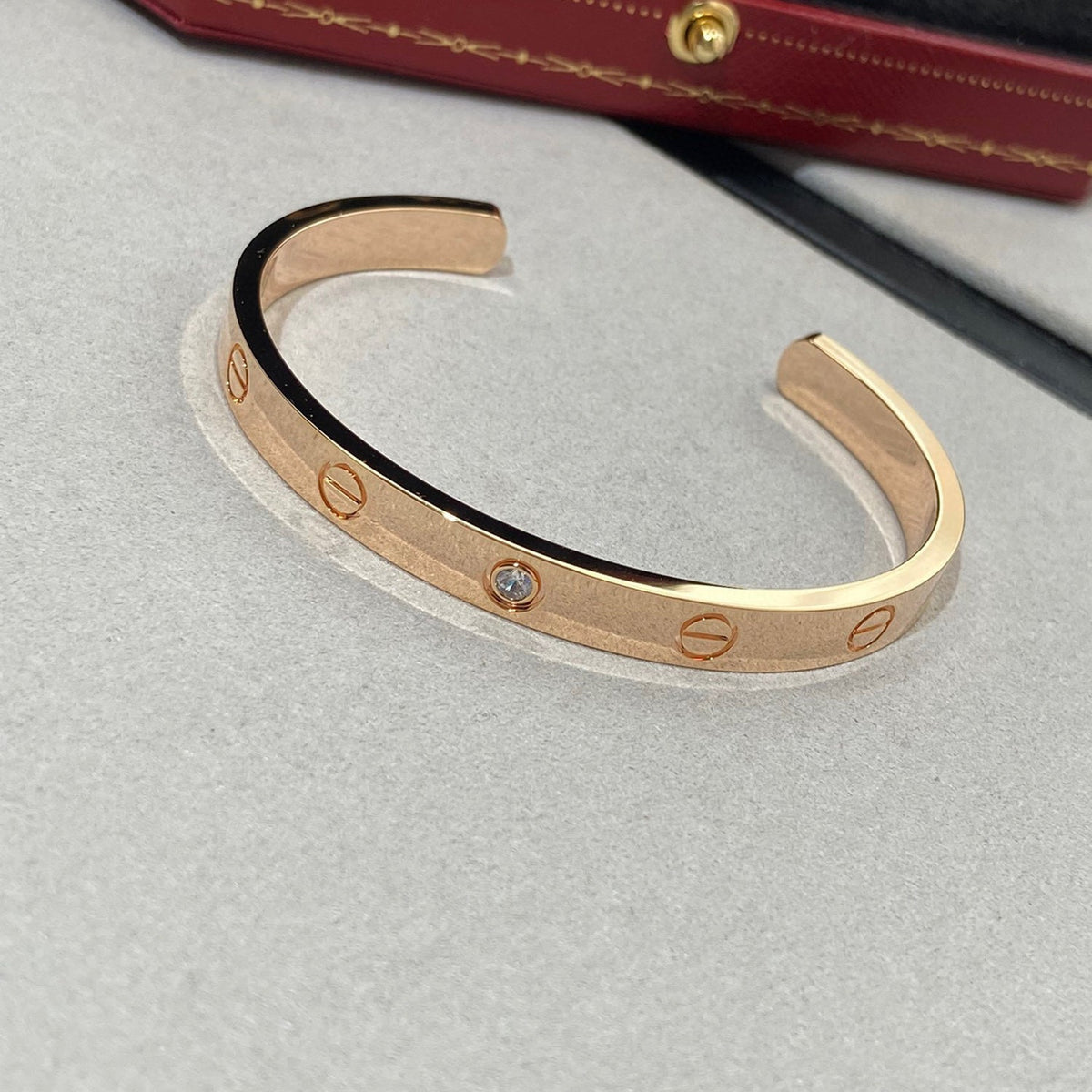 Love Bracelet 6.1mm 1 Diamond Open Cuff – LUX VERSE Luxury Designer Fashion Outlet