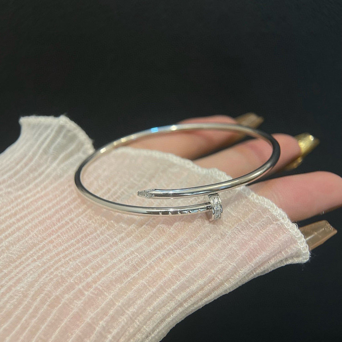 Juste Bracelet 2.5mm Diamond – LUX VERSE Luxury Designer Fashion Outlet