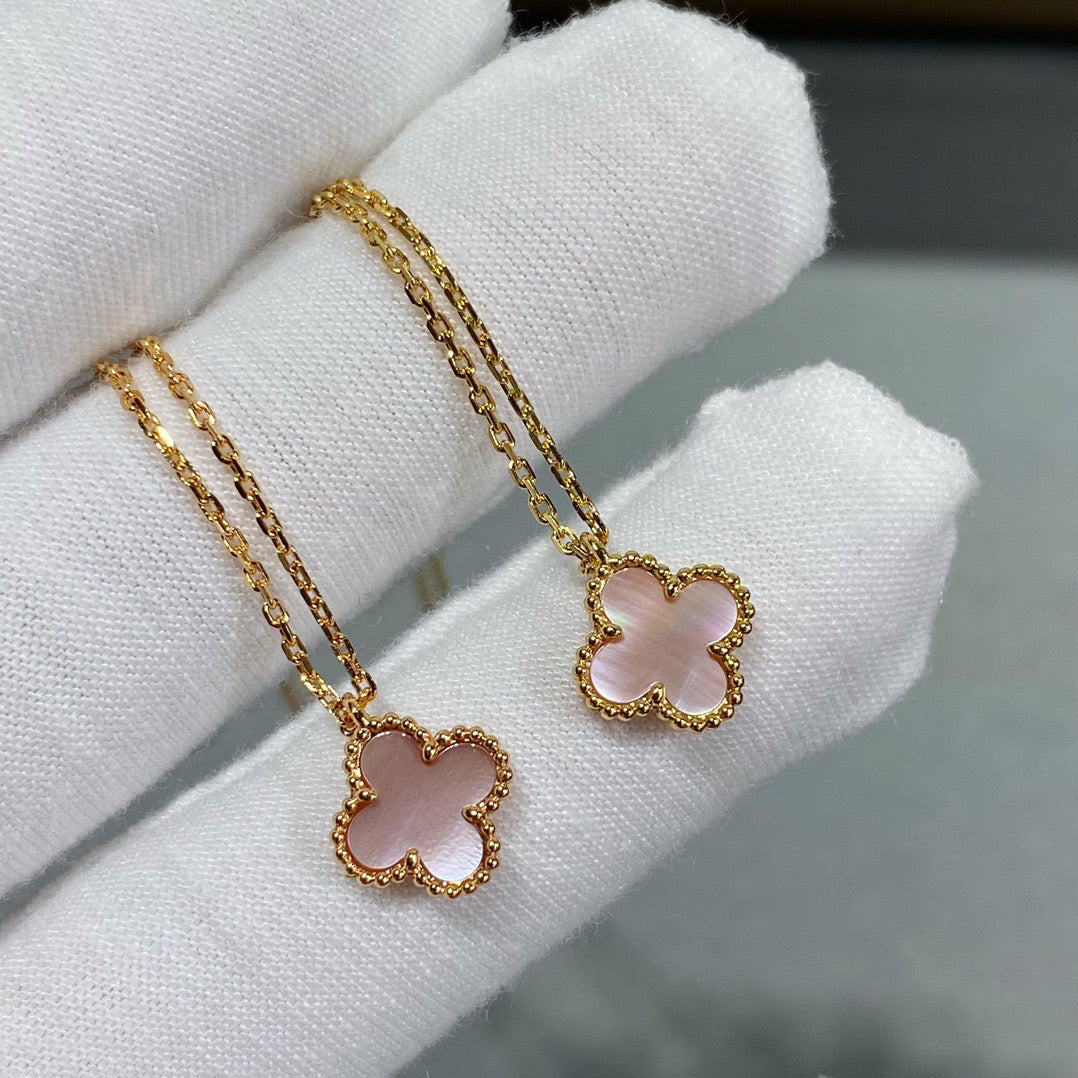 Clover 15mm Pink Mother-of-pearl Single Flower Necklace – LUX VERSE Luxury Designer Fashion Outlet