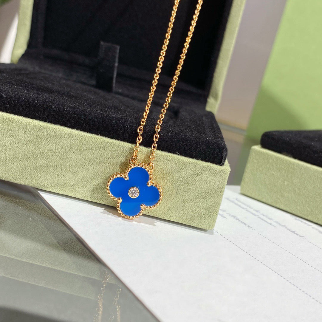 Clover 15mm Diamond and Blue Agate Necklace – LUX VERSE Luxury Designer Fashion Outlet