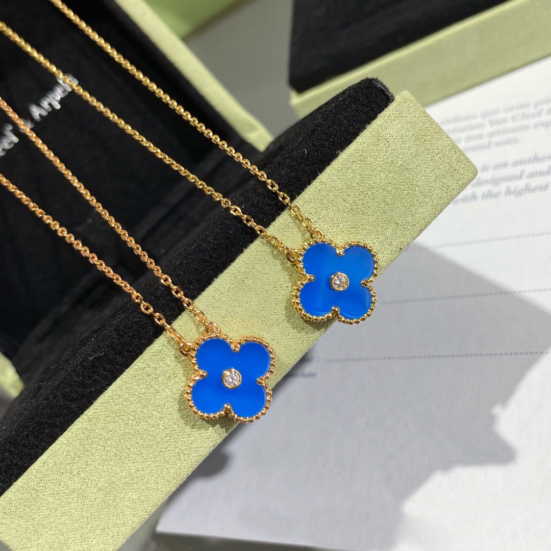 Clover 15mm Diamond and Blue Agate Necklace – LUX VERSE Luxury Designer Fashion Outlet